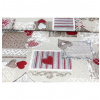 Látka patchwork s červenými srdiečkami Červená