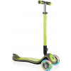 Elite Deluxe mit Leuchtrollen, Skúter