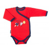 EEVI Kojenecké body dl. rukáv, zapínání bokem Cosmos - červené s potiskem - 56 (1-2m)