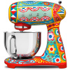 Kuchynský robot Smeg 50's Style SMF03DGEU Sicília je moja láska