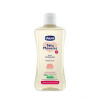 CHICCO Olej masážny s bavlnou a vitamínom E Baby Moments Sensitive 74 % prírodných zložiek 200 ml