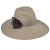 Dámsky béžový zimný klobúk Hilary - Mayser Veľkosť: Unisize (S-XL)