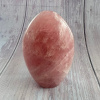Nefertitis Ruženín leštený freeform Madagaskar 6 NF58865 - cca 4 x 10,2 cm, 417 g