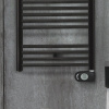 Zehnder Aura - čierny elektrický radiátor s vykurovacou tyčou 906 x 500 mm