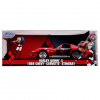 DC Comics: Harley Quinn figúrka a kovové autíčko Chevy Corvette Stingray 1969 1/24 - Simba Toys