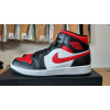 Nike Air Jordan 1 Mid Bred toe