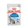 Royal Canin kapsička INDOOR ve stave 85g