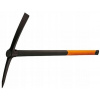 Záhradný krompáč Fiskars 171010