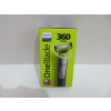 Nový zastrihovač fúzov Philips OneBlade 360 QP2834/20