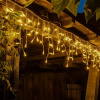 DECOLED LED svetelné cencúle, 3x0,5 m, teple biela, biely kábel, 114 diód, IP67