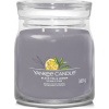 Aromatická svíčka Signature sklo střední Black Tea & Lemon 368 g - Yankee Candle
