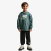 Nike Sportswear 7