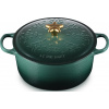 Pekáč Le Creuset Christmas 24 cm fľaškovo zelený
