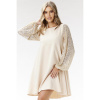 Dámske béžové šaty s flitrovanými rukávmi, A662 M