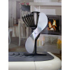 STOVE FAN SF 812 - ekologický krbový ventilátor pracující na principu Peltierova článku, který převádí teplo na elektrickou energii. Díky teplu z kamen roztočí vrtuli, která zajistí lepší prostup tepl