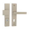 MPkovania TI - FORTE PLUS 3214/SQUARE 2275 - SH, hrúbka dverí 38-45 mm Prevedenie: madlo/kľučka ľavá, Typ otvoru: PZ PLUS s otvorom pre vložku, Rozteč: 90 mm