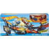 Hot Wheels dráha proti súperovi