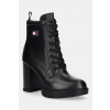 Kožené členkové topánky Tommy Jeans TJW HEEL LACE UP BOOT čierna farba, na podpätku, EN0EN02832 EUR 40