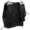 Ultraľahká bežecká vesta Gecko VP 5+ má ergonomický strih, perfektne sedí, ponúka dostatočný úložný priestor, preto je vesta Gecko VP 5+ ideálna pre rýchly pohy Čierna