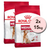 ROYAL CANIN Medium Adult 7+ granule pre dospelé starnúce stredné psy 2 x 15 kg