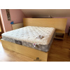 Drevená posteľ ROCCO s nočnými stolíkmi + matrac Magniflex Dolce Vita
