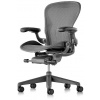Kancelárska stolička Herman Miller Aeron, veľkosť C, pre tvrdé podlahy - čierna