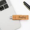 USB kľúč s vlastným menom 16 GB - osobný darček pre každého