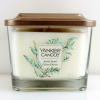 YANKEE CANDLE VONNÁ SVIEČKA YANKEE CANDLE, vôňa eukalyptu, pepermintu, levanduľa a vanilky - Arctic Frost, hranatá stredná, 3 knôty, 347g. Elevation