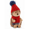 Ježek v červeném kulichu s modrou bambulí od firmy ORANGE TOYS (Prickle the Hedgehog in Red Hat)