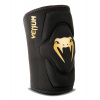 Chrániče kolien Gél Kontact Knee Pads čierna/zlatá VENUM veľ. XS